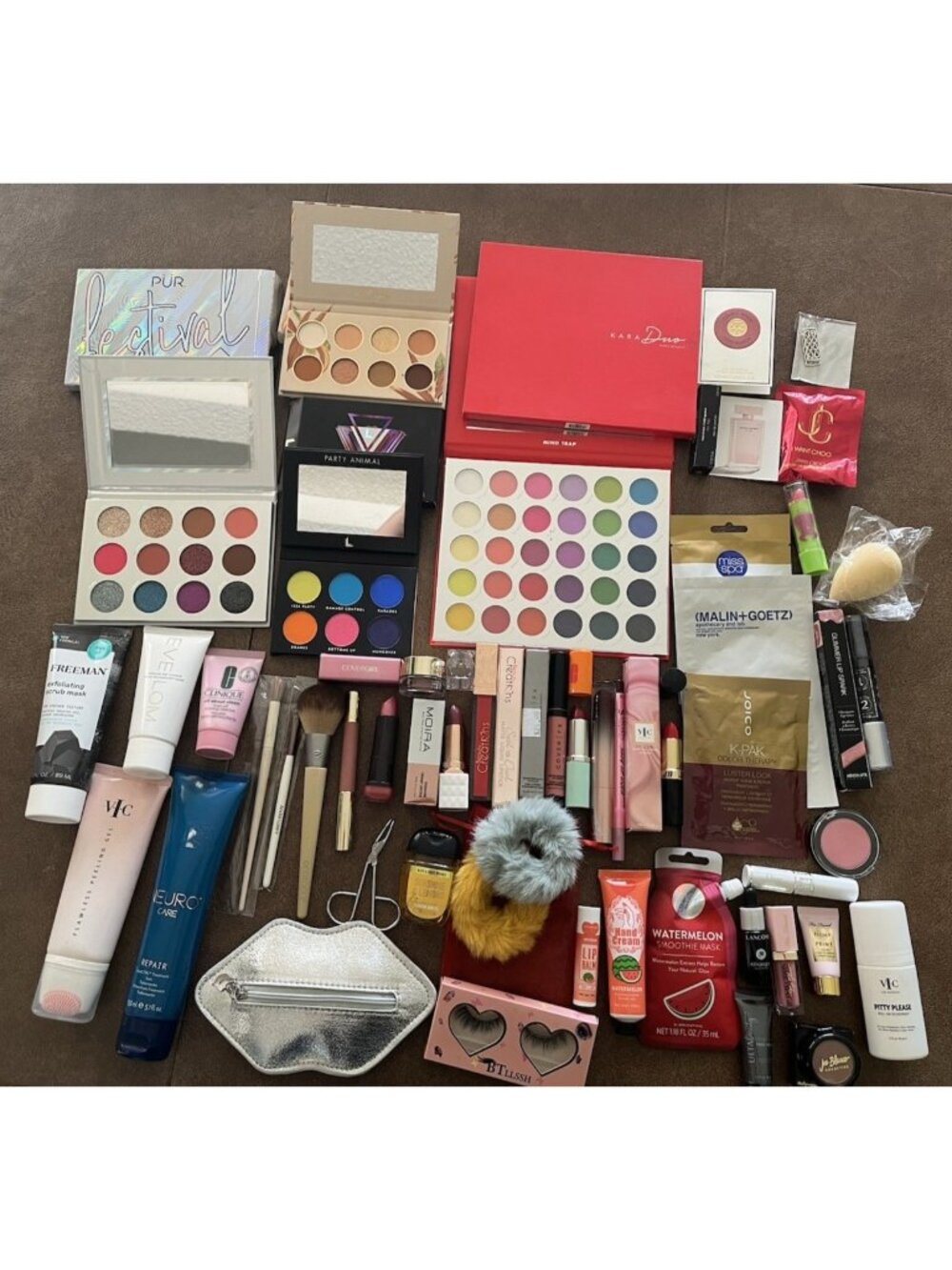 50 Pc Mixed Makeup Lot 4 Full‑Size Eyeshadow Palettes Hair Skin 8 Full lipsticks